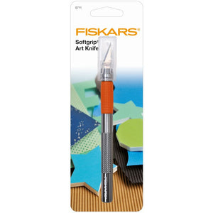 Fiskars Precision Art Knifeor both precise & heavy duty cutting thanks to the razor sharp blade. Comfortable & easy to grip Softgrip« handle. Blade with cover for safe and easy storage.